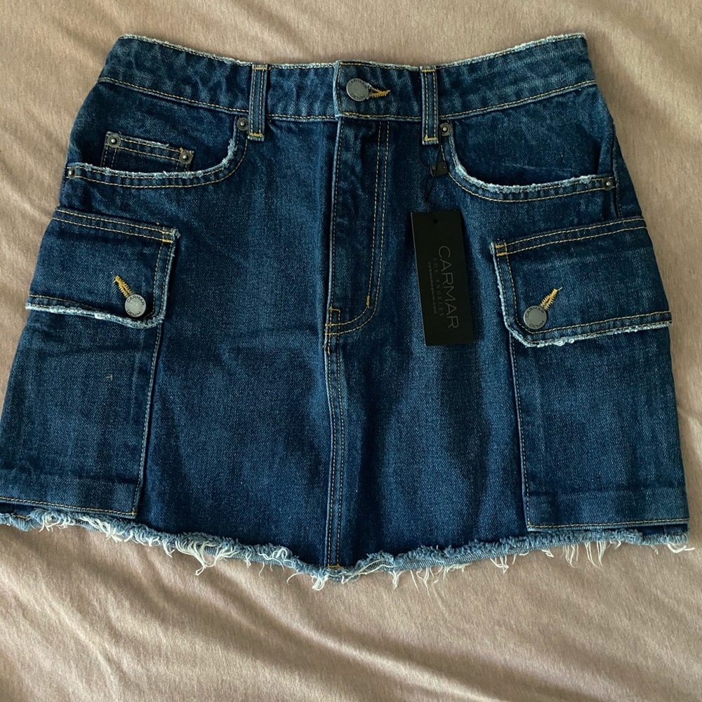 Carmar denim skirt size 28
